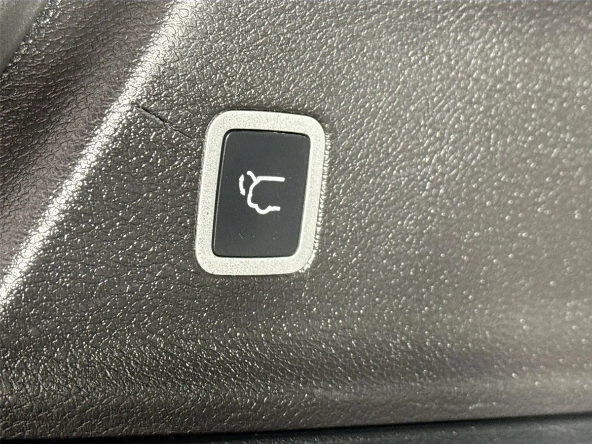2020 Chrysler Pacifica Touring L Plus thumbnail 36
