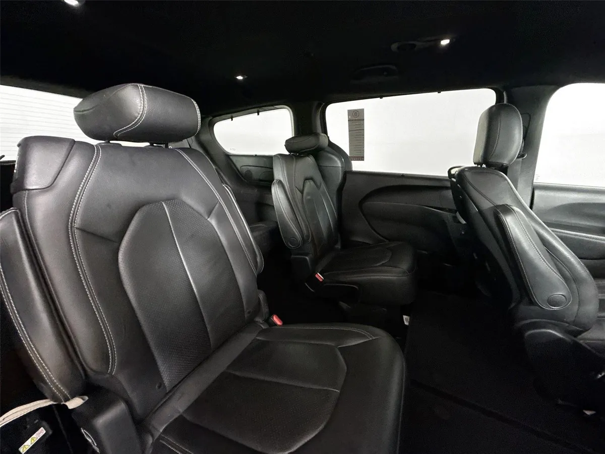 2020 Chrysler Pacifica Touring L Plus thumbnail 39