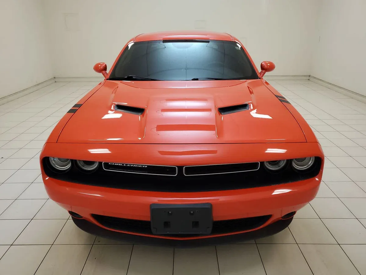 2020 Dodge Challenger SXT thumbnail 23