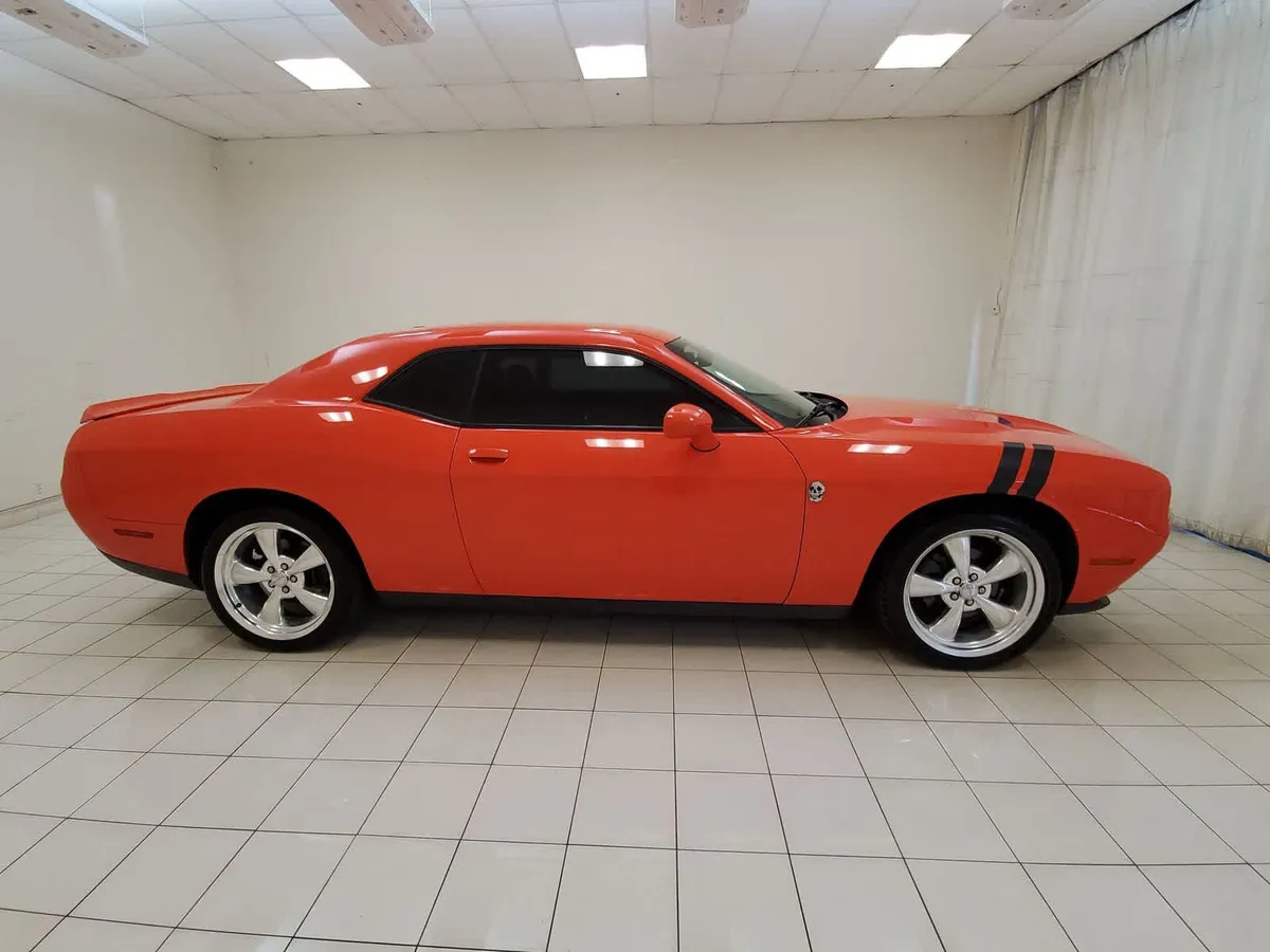 2020 Dodge Challenger SXT thumbnail 25