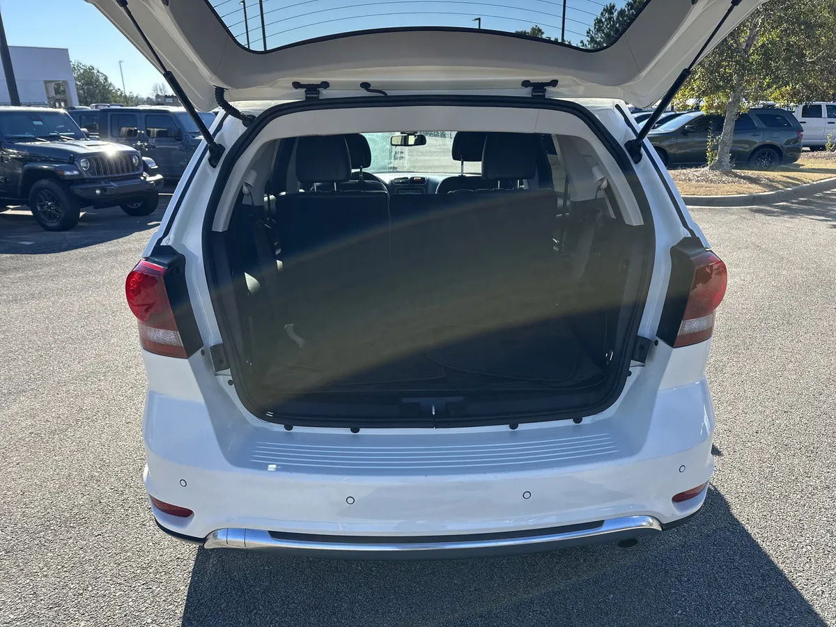2020 Dodge Journey Crossroad thumbnail 19