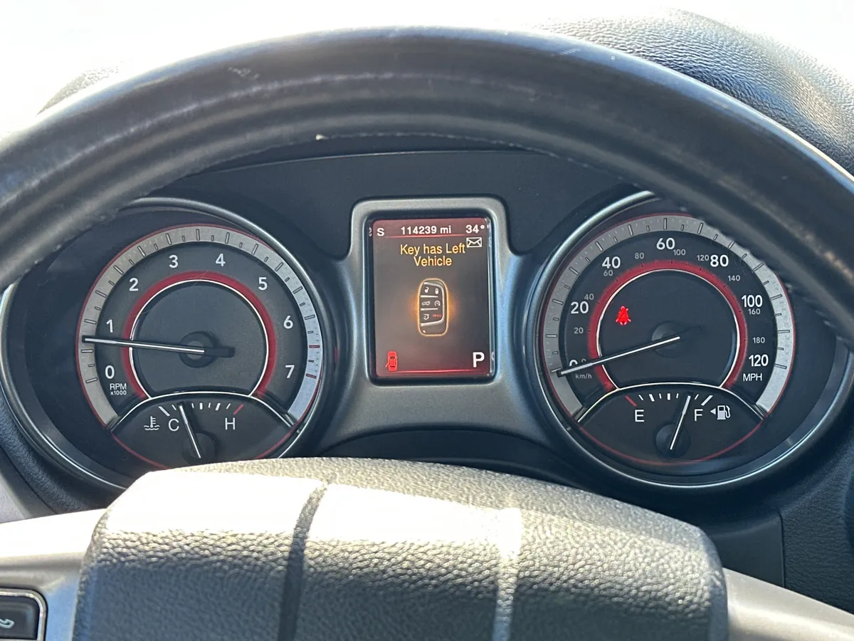 2020 Dodge Journey Crossroad thumbnail 28