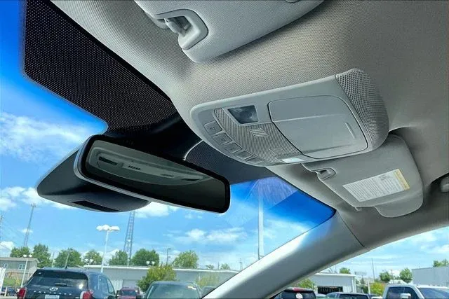 2020 Ford Edge SEL thumbnail 24