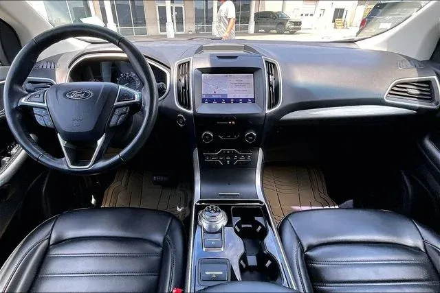 2020 Ford Edge SEL thumbnail 7