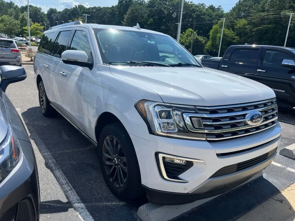 2020 Ford Expedition Max Limited thumbnail 2