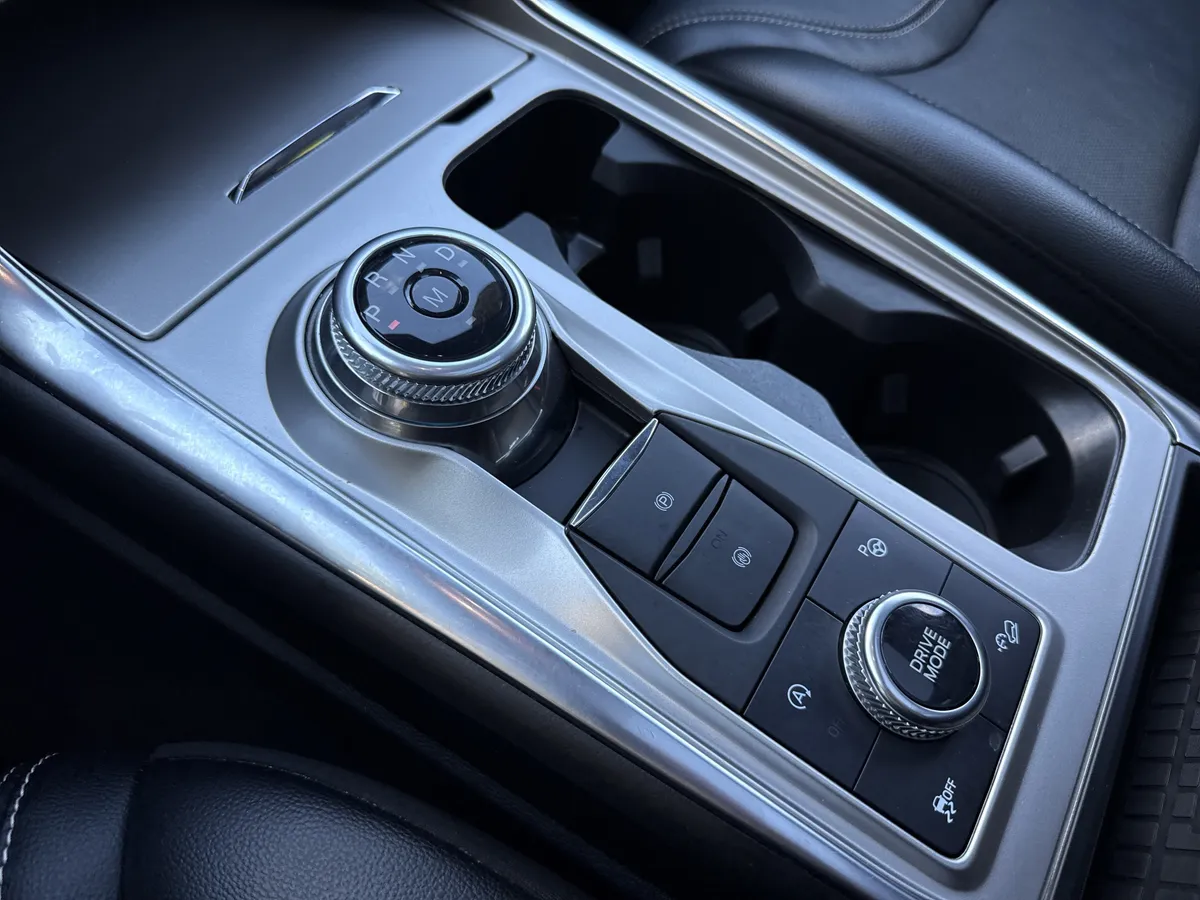 2020 Ford Explorer ST thumbnail 29