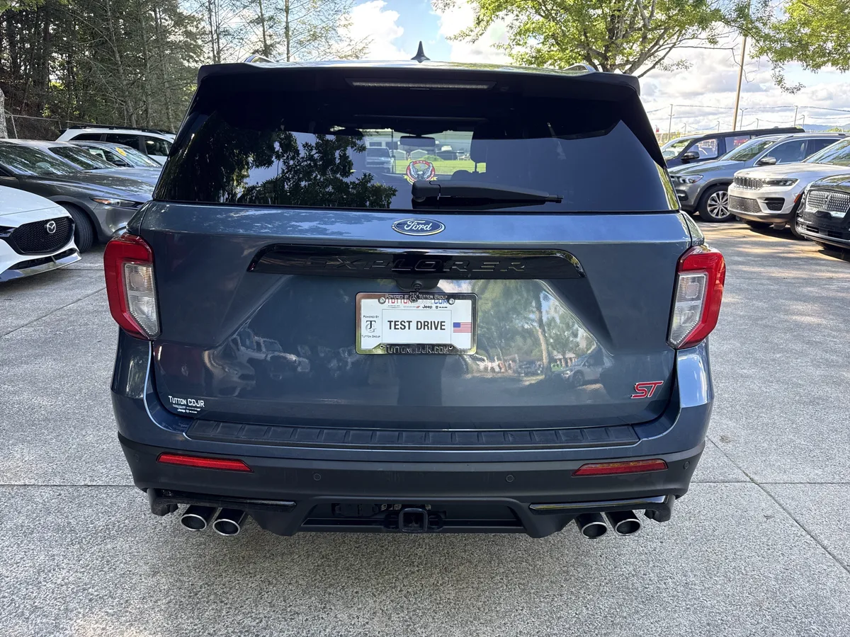 2020 Ford Explorer ST thumbnail 6