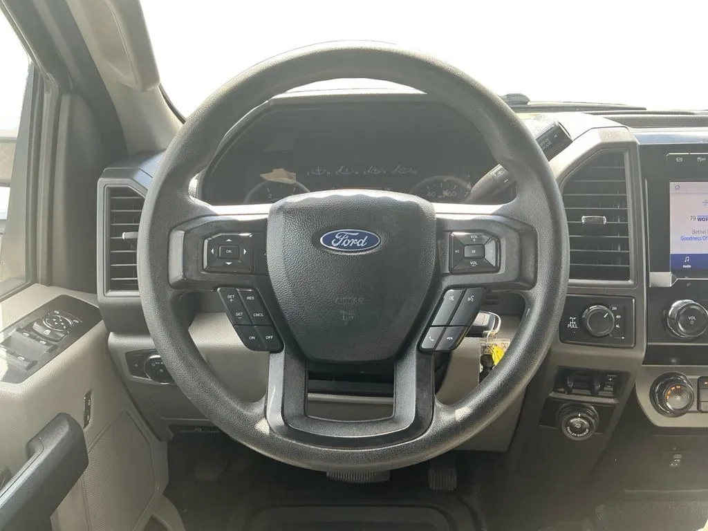 2020 Ford F-250SD XL thumbnail 18