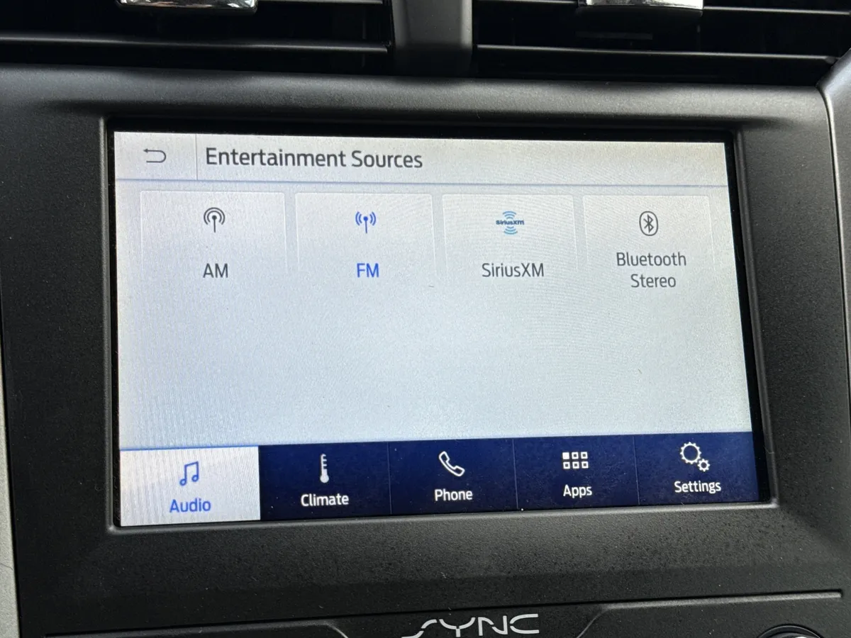 2020 Ford Fusion SE thumbnail 30