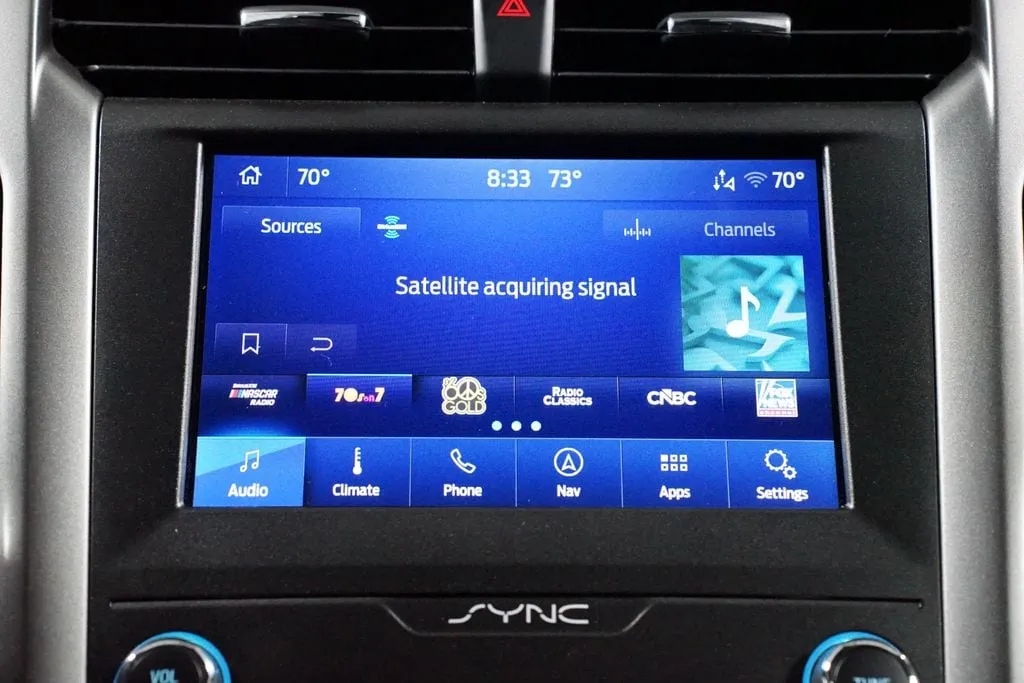 2020 Ford Fusion SE thumbnail 17