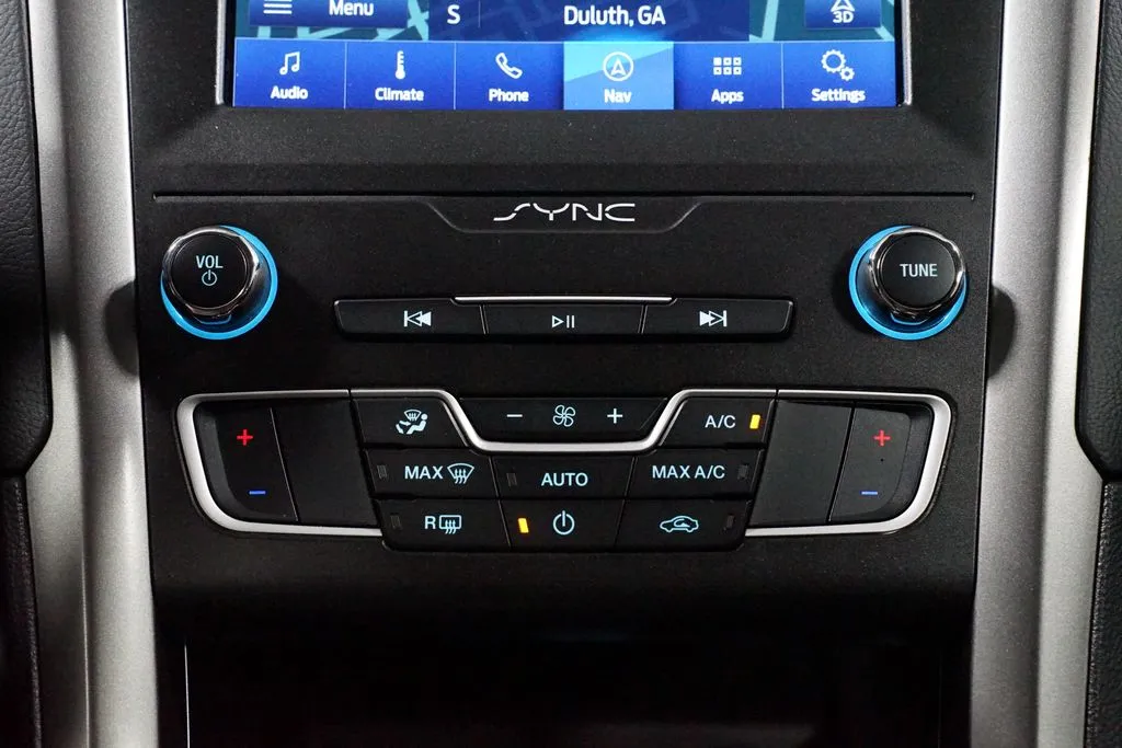 2020 Ford Fusion SE thumbnail 21