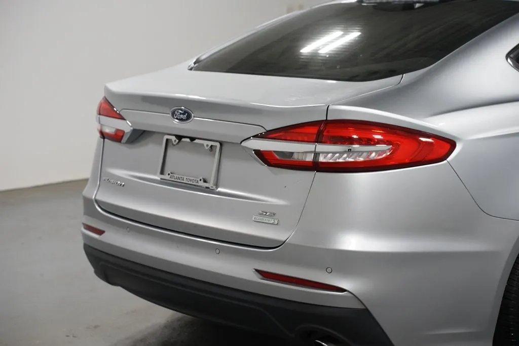 2020 Ford Fusion SE thumbnail 9
