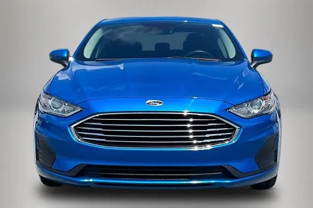 2020 Ford Fusion SE thumbnail 3