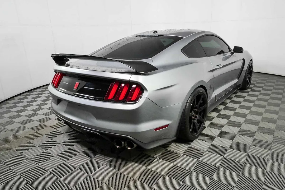 2020 FORD MUSTANG Shelby GT350R thumbnail 3