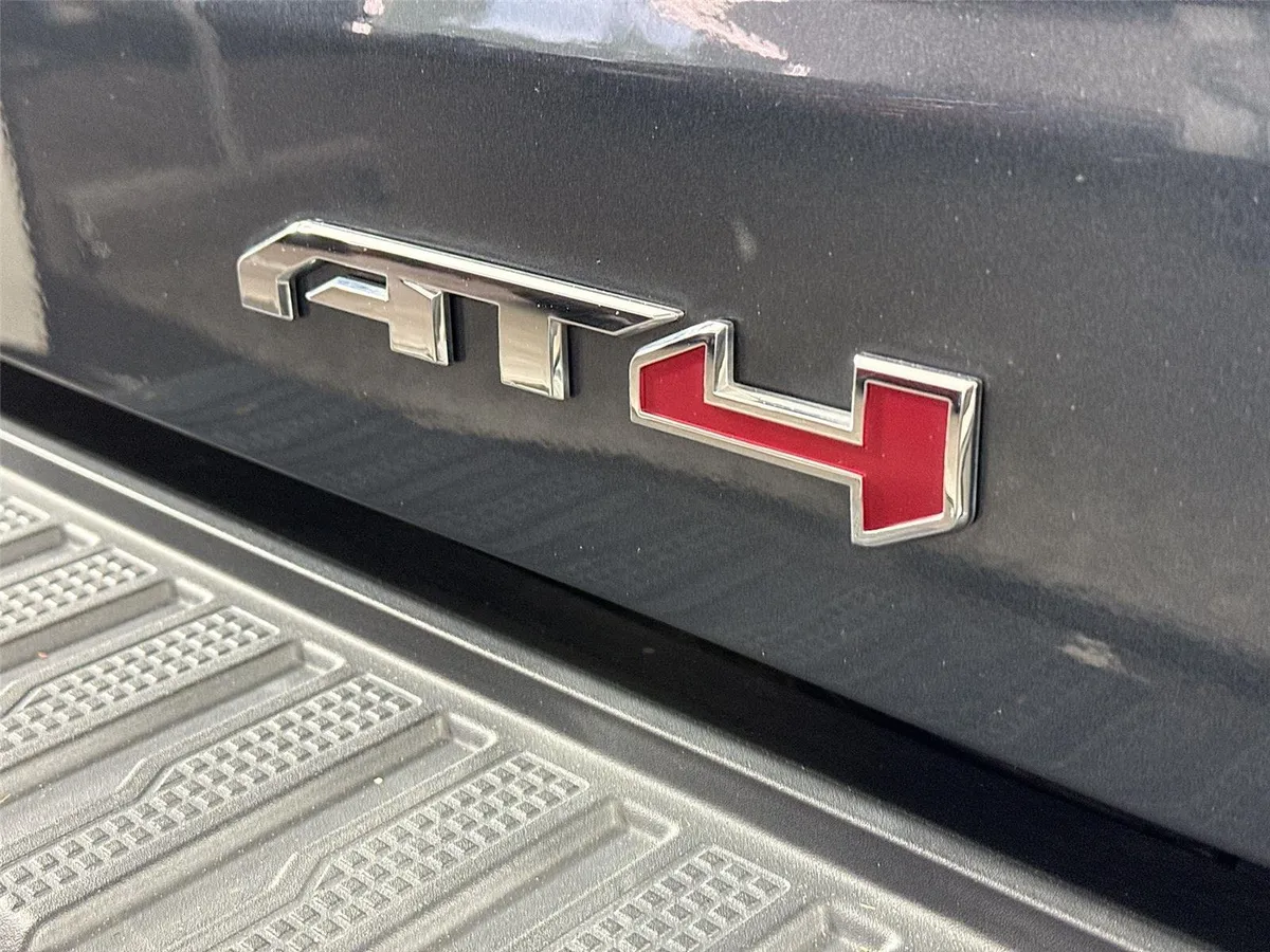2020 GMC Sierra 1500 AT4 thumbnail 15