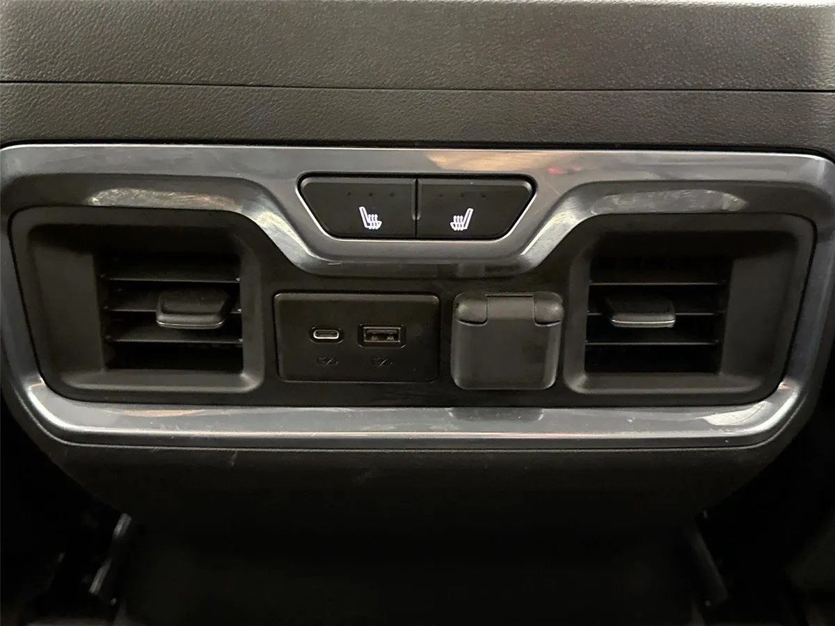 2020 GMC Sierra 1500 AT4 thumbnail 38