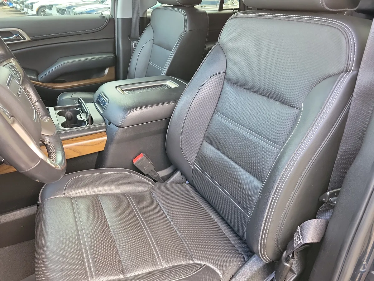 2020 GMC Yukon Denali thumbnail 11