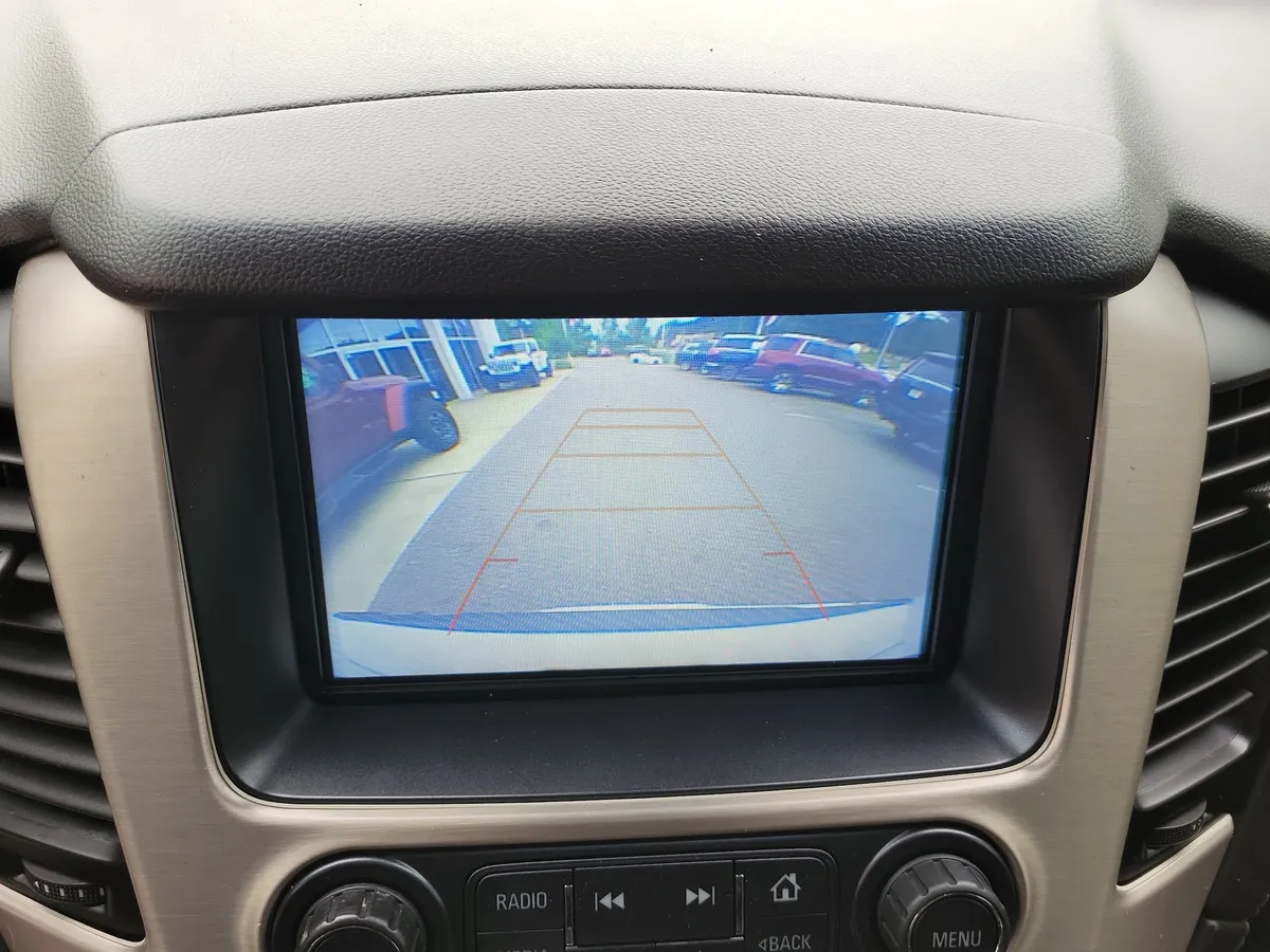 2020 GMC Yukon XL Denali thumbnail 17