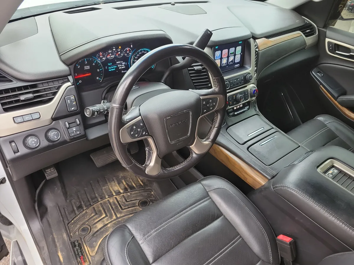 2020 GMC Yukon XL Denali thumbnail 8