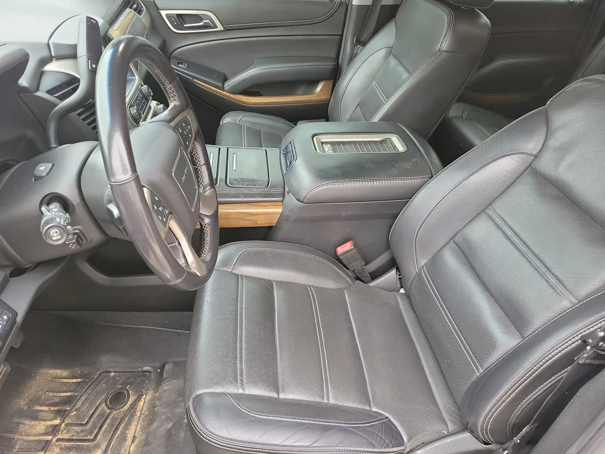 2020 GMC Yukon XL Denali thumbnail 9