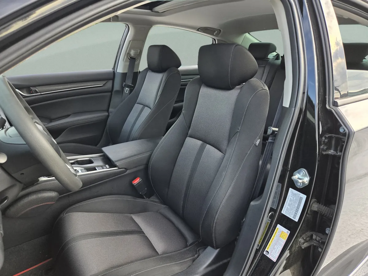 2020 Honda Accord Sedan EX thumbnail 14