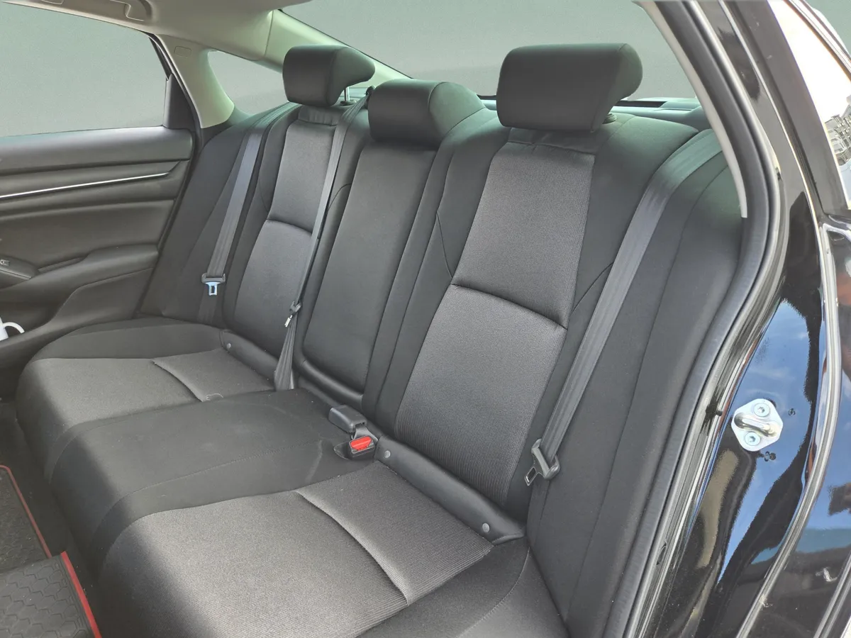 2020 Honda Accord Sedan EX thumbnail 21
