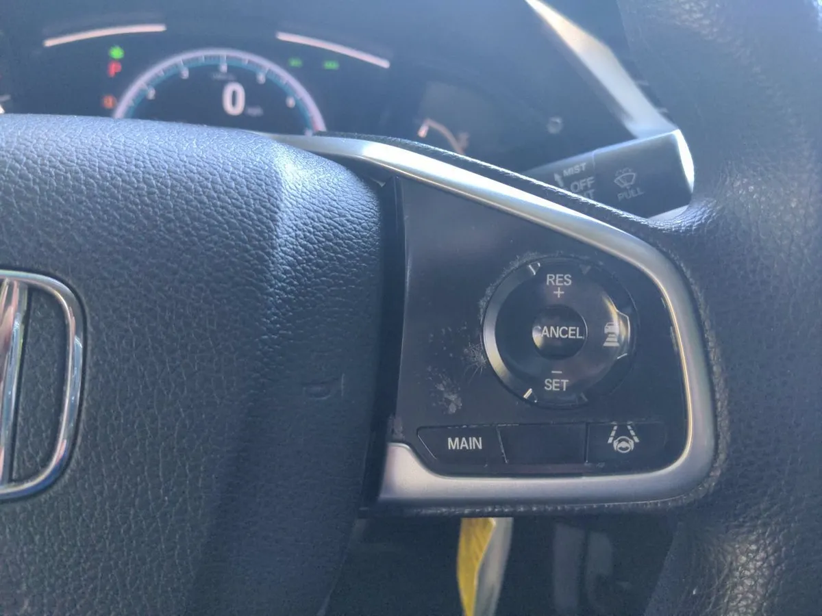 2020 Honda Civic LX thumbnail 19