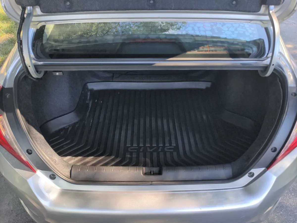 2020 Honda Civic LX thumbnail 30