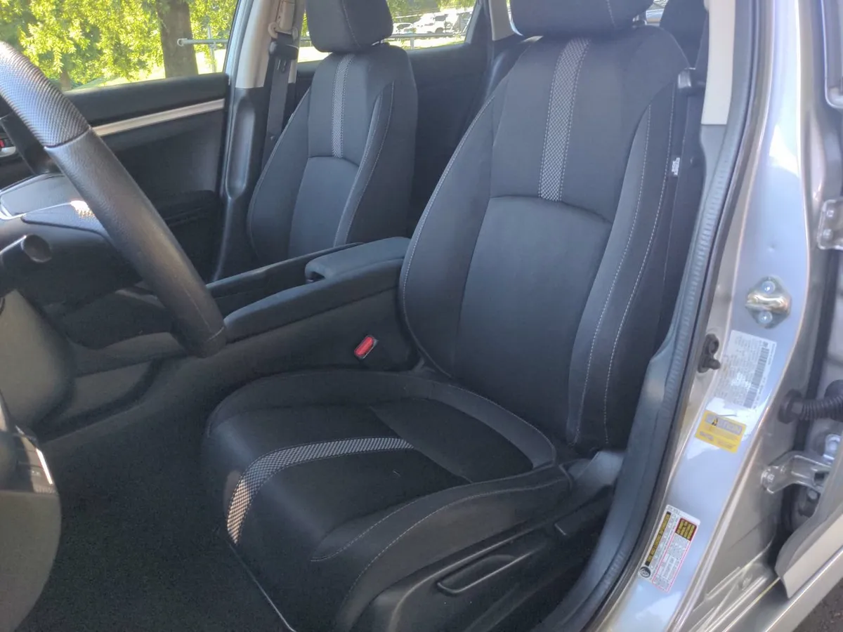 2020 Honda Civic LX thumbnail 35