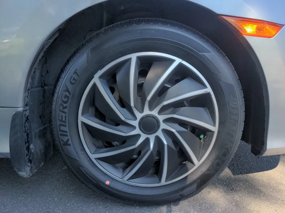 2020 Honda Civic LX thumbnail 45
