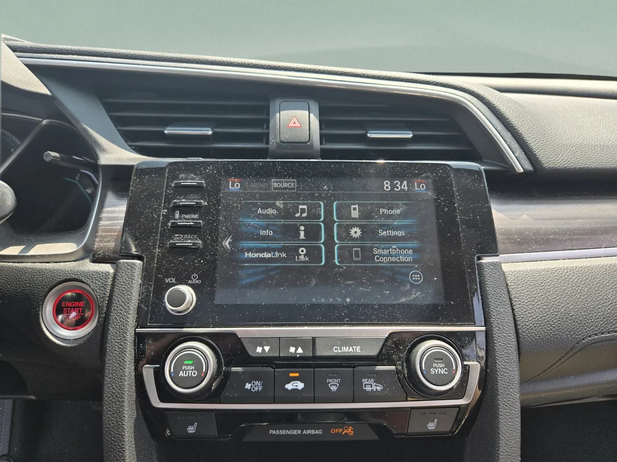 2020 Honda Civic Sedan EX-L thumbnail 17