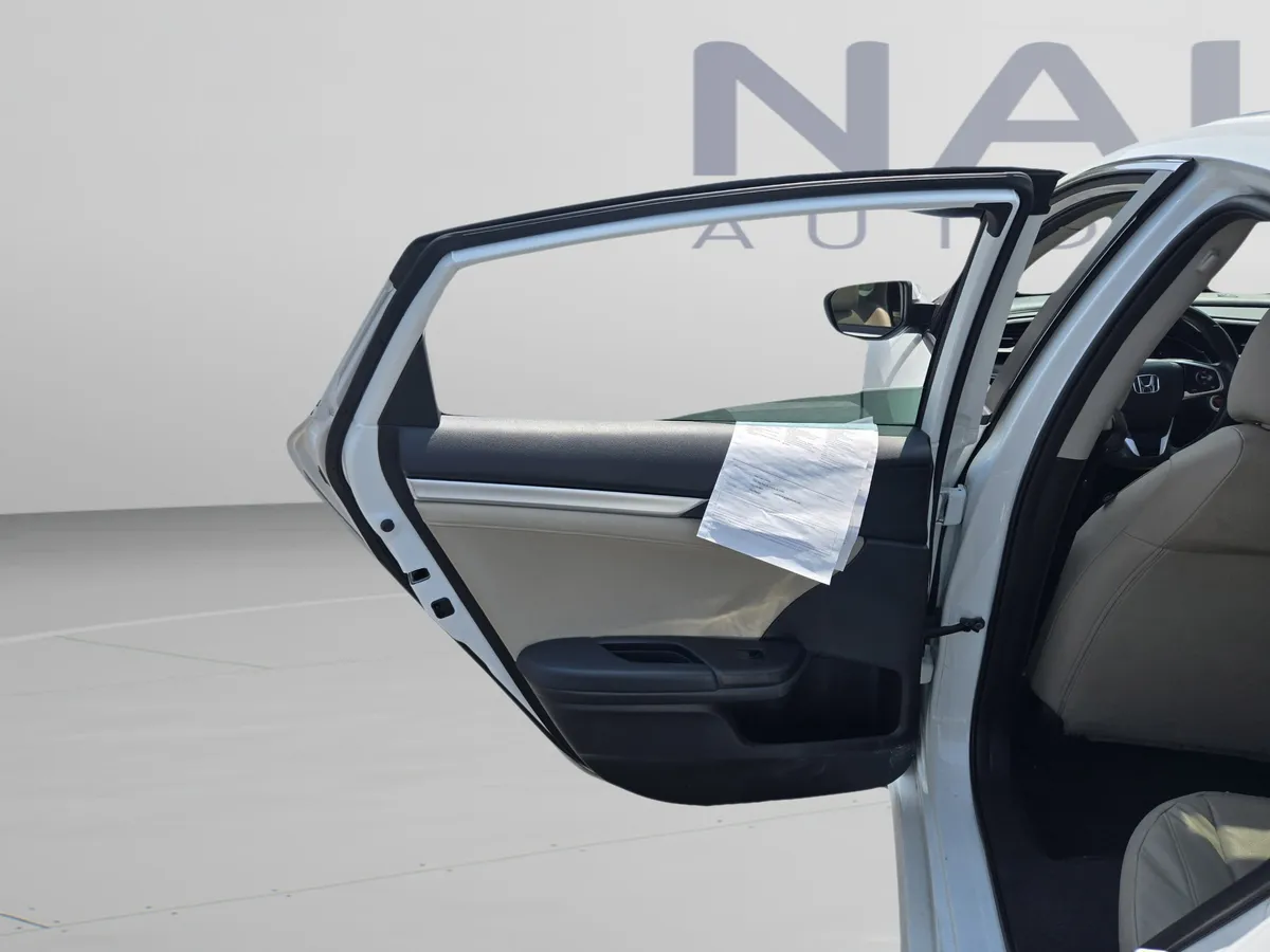 2020 Honda Civic Sedan EX-L thumbnail 19