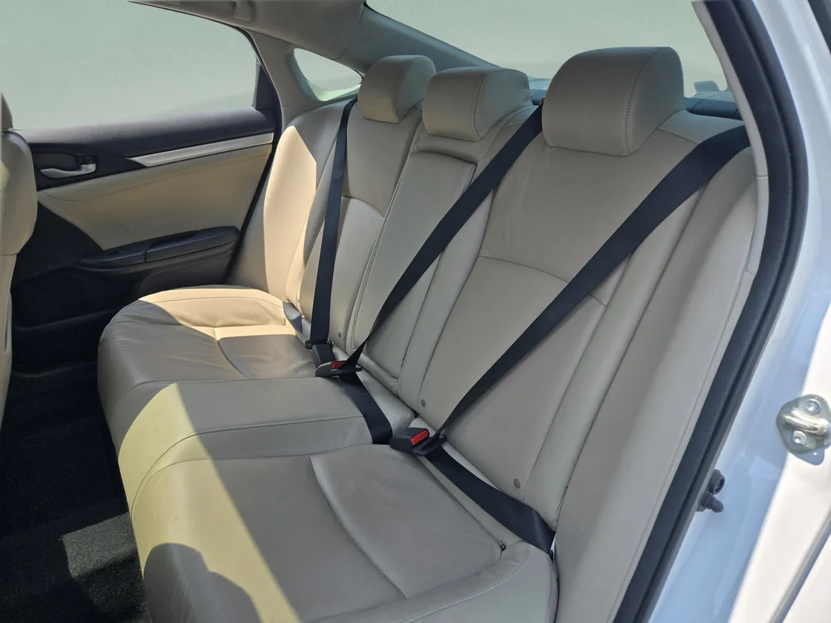 2020 Honda Civic Sedan EX-L thumbnail 21