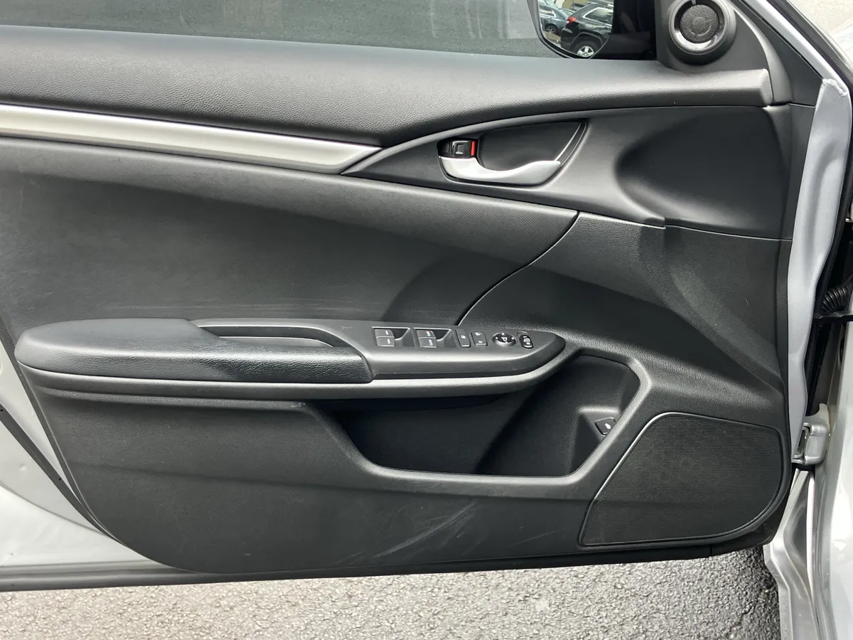 2020 Honda Civic Sport CVT thumbnail 13