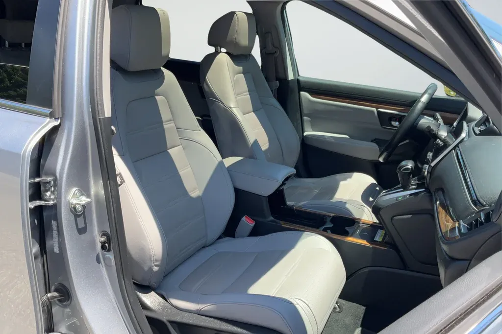 2020 Honda CR-V Touring thumbnail 19