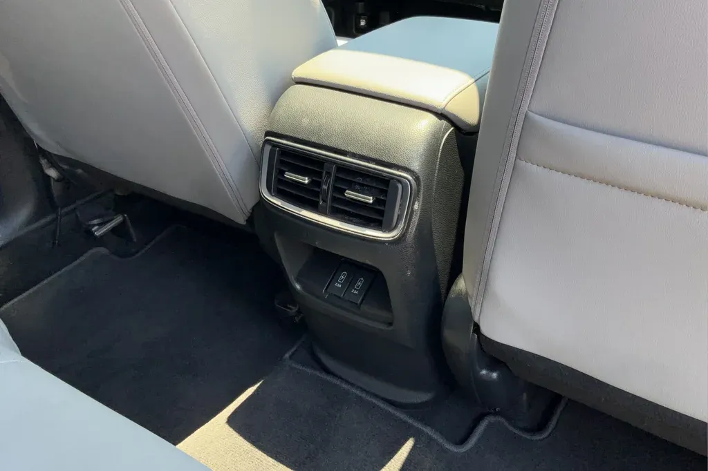 2020 Honda CR-V Touring thumbnail 21