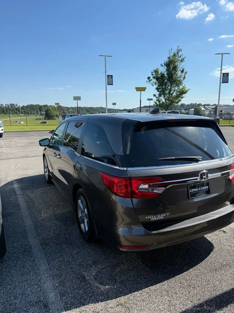 2020 Honda Odyssey EX-L thumbnail 4