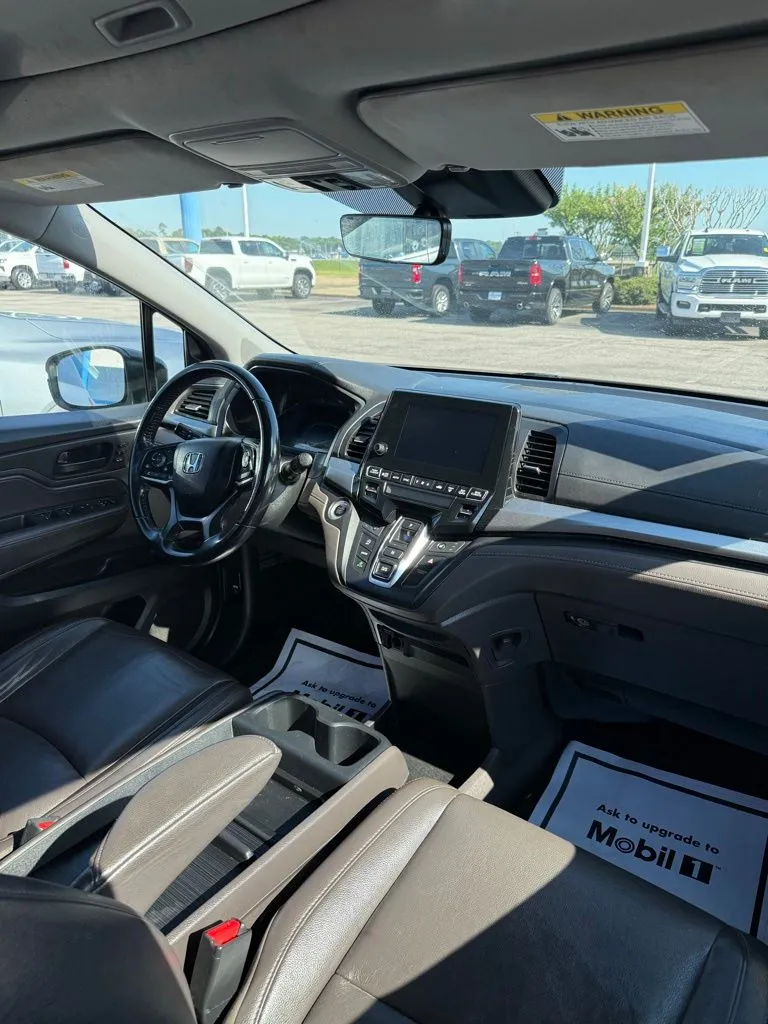 2020 Honda Odyssey EX-L thumbnail 6