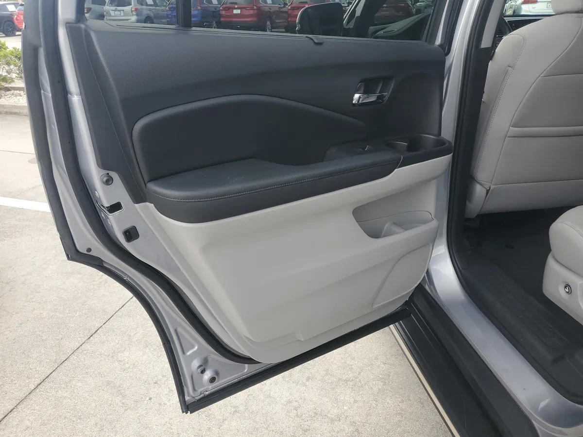 2020 Honda Pilot EX-L thumbnail 14