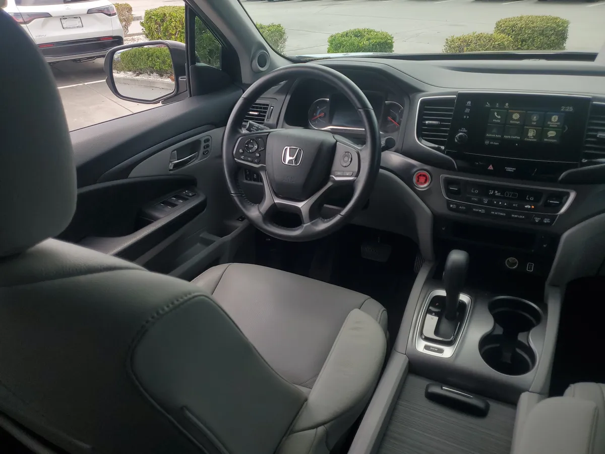 2020 Honda Pilot EX-L thumbnail 18