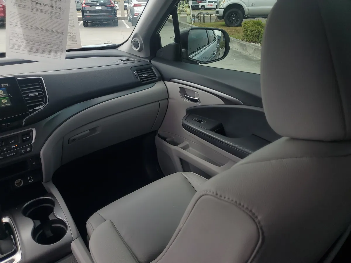 2020 Honda Pilot EX-L thumbnail 19