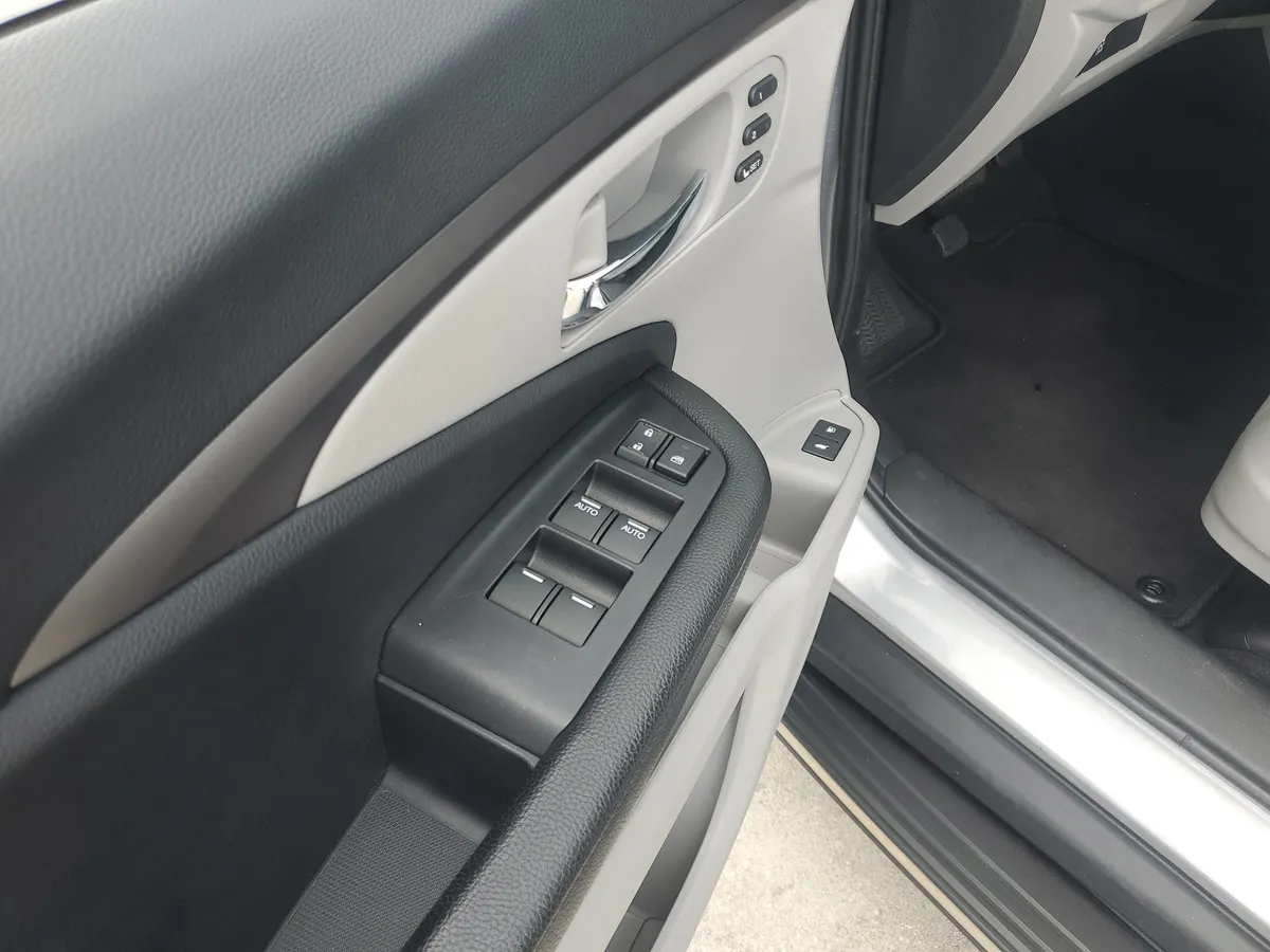 2020 Honda Pilot EX-L thumbnail 24