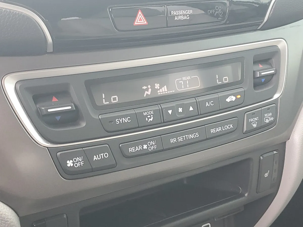 2020 Honda Pilot EX-L thumbnail 29