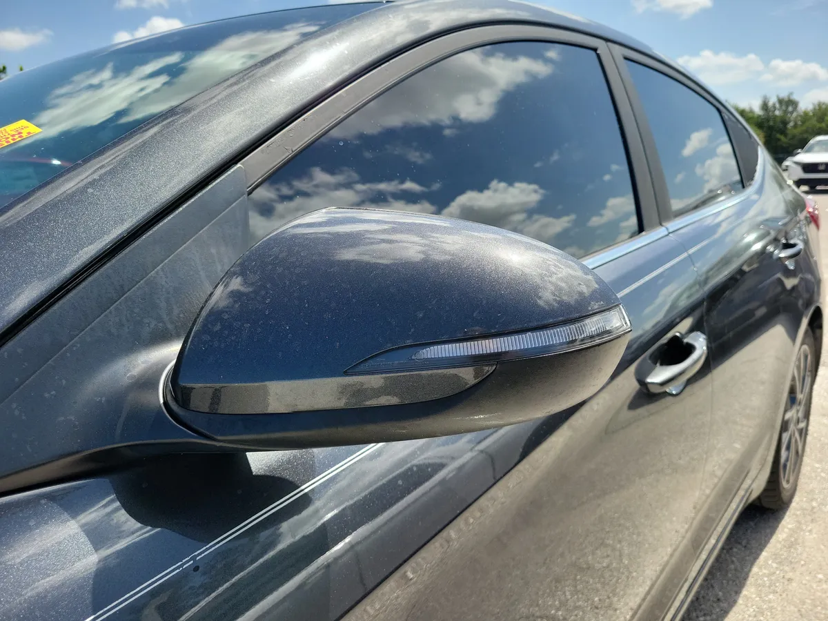 2020 Hyundai Elantra Limited thumbnail 7