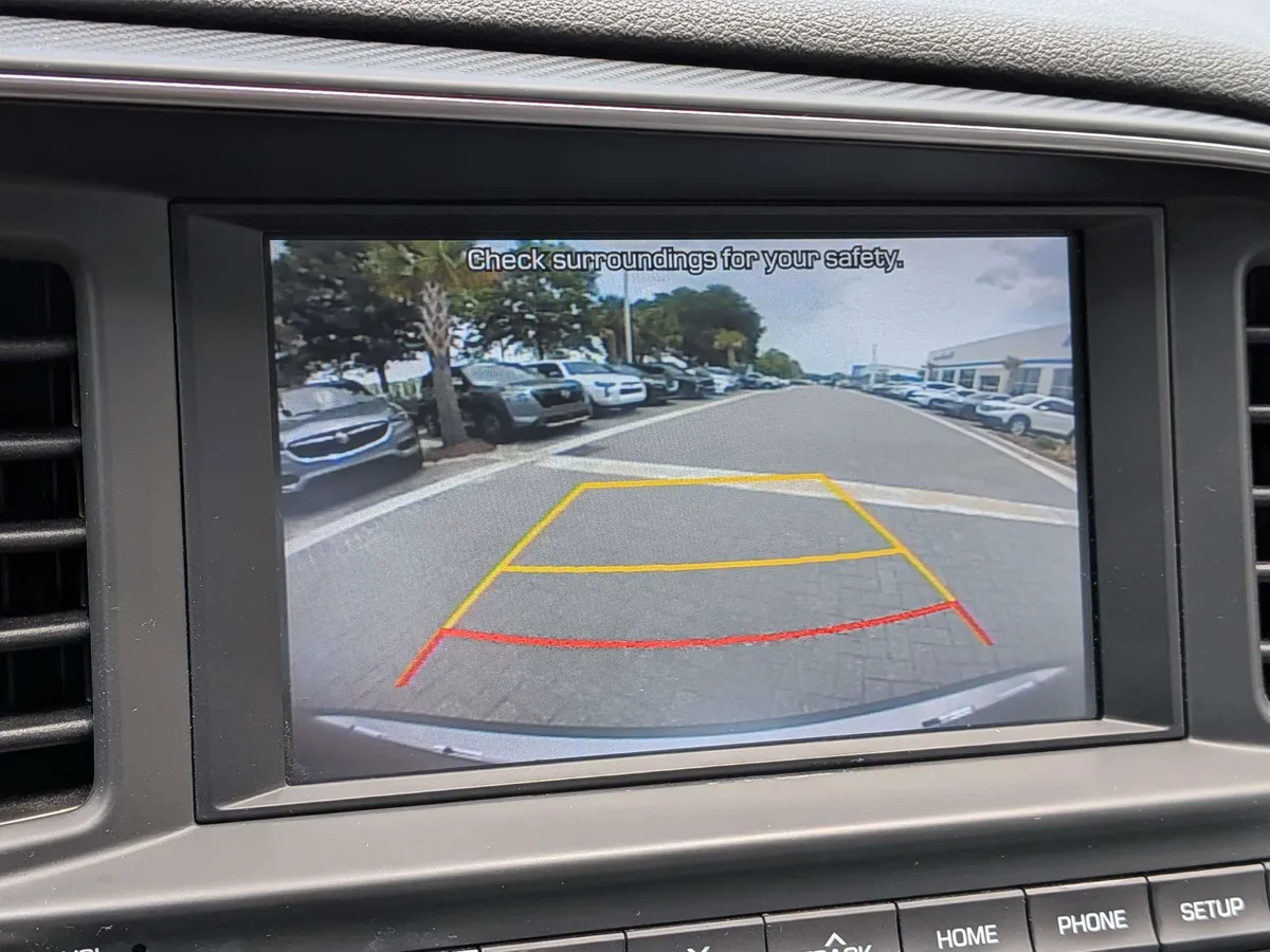 2020 Hyundai Elantra Value Edition thumbnail 25
