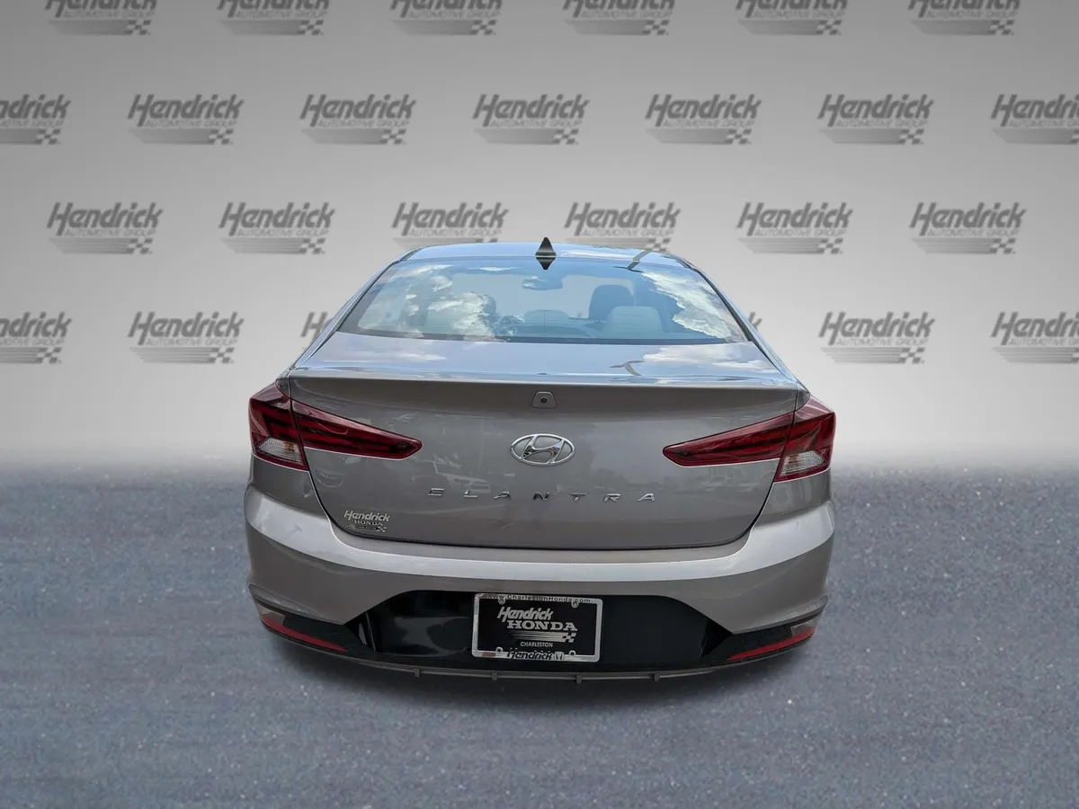 2020 Hyundai Elantra Value Edition thumbnail 5