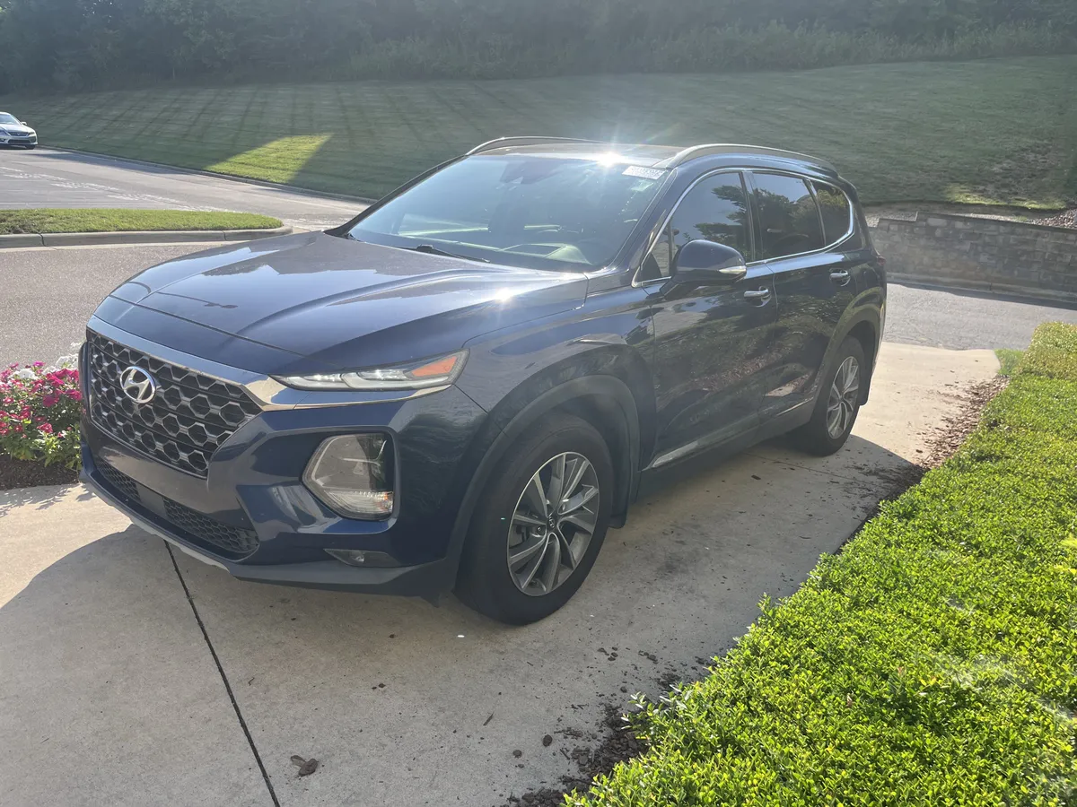 2020 Hyundai Santa Fe Limited thumbnail 4