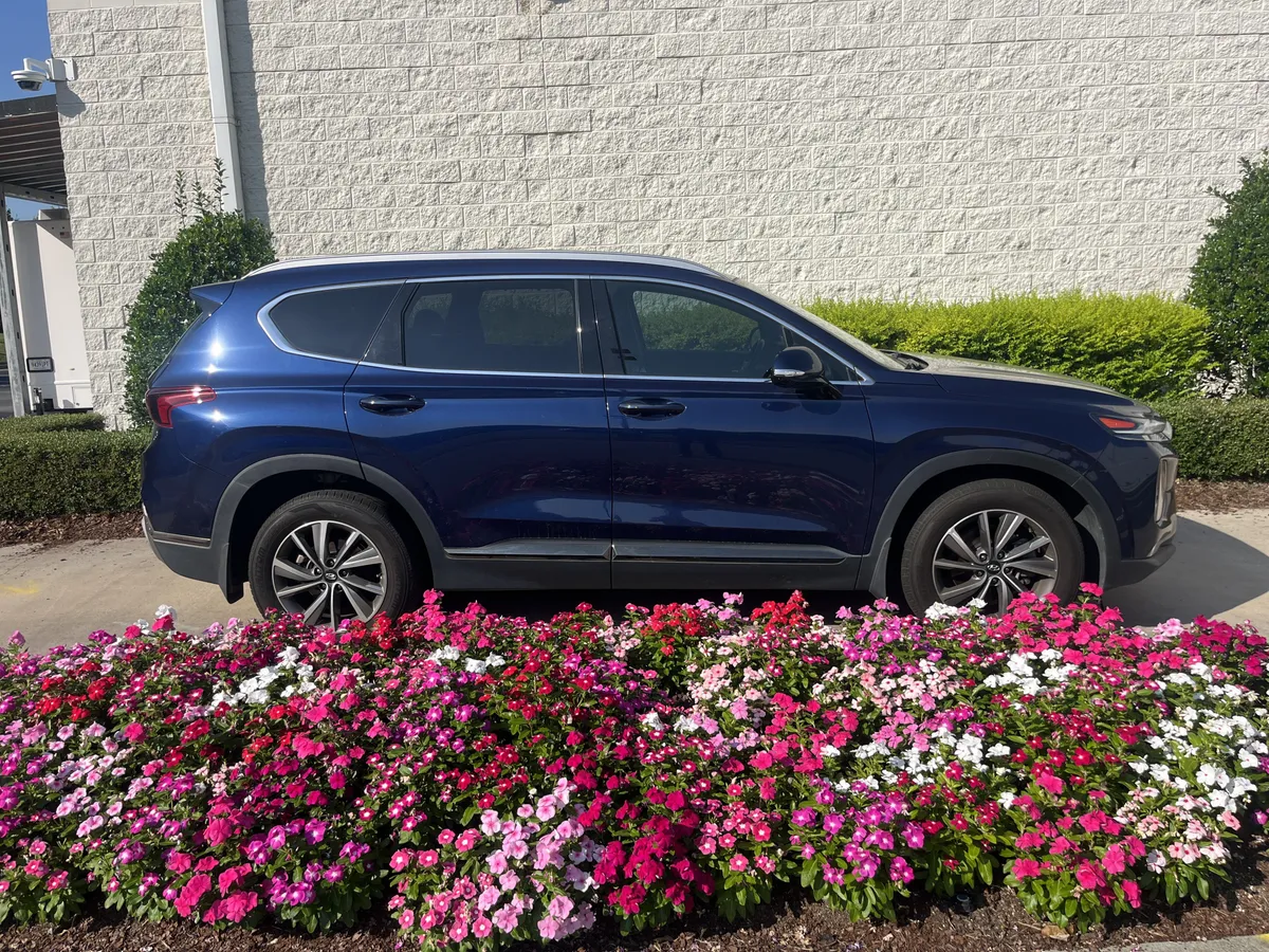 2020 Hyundai Santa Fe Limited thumbnail 8