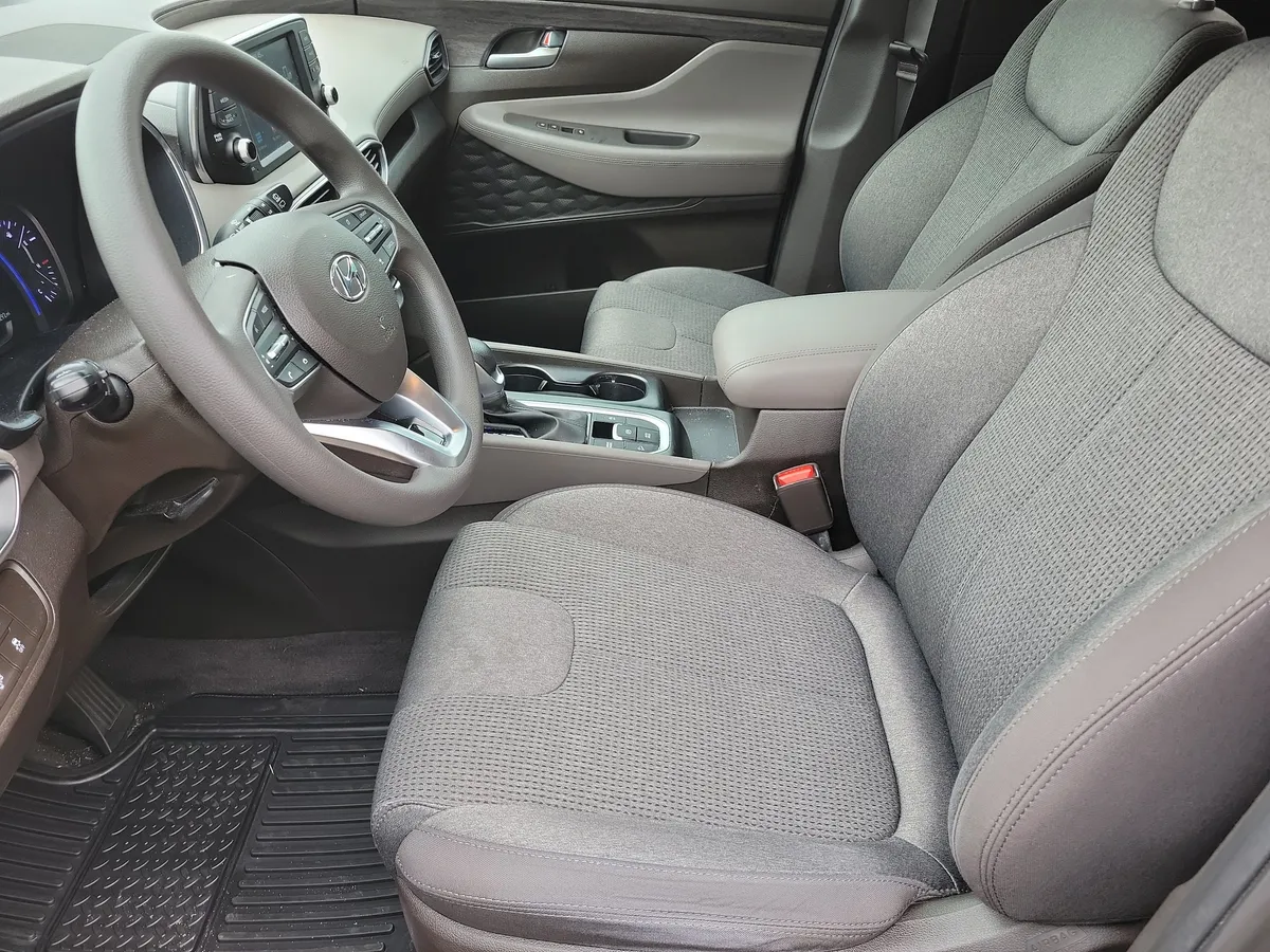 2020 Hyundai Santa Fe SEL 2.4 thumbnail 10