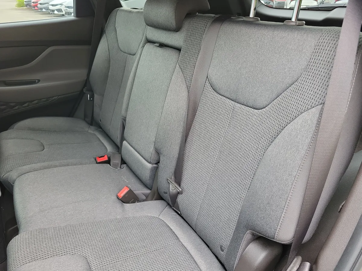 2020 Hyundai Santa Fe SEL 2.4 thumbnail 13